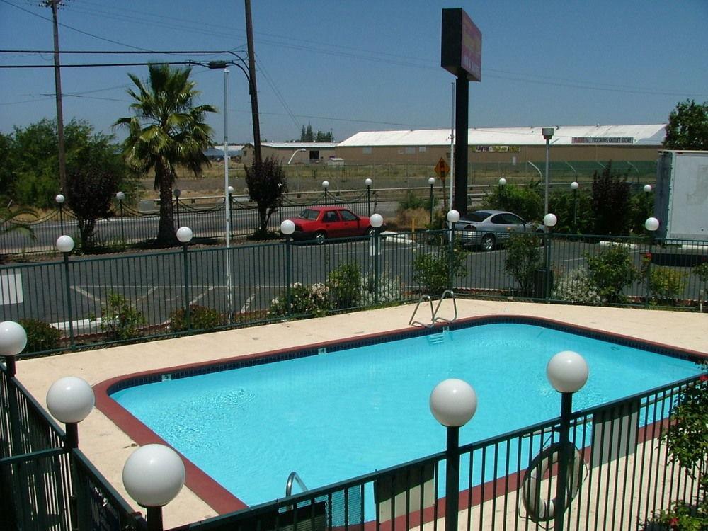American Budget Inn And Suites-Modesto Exterior foto